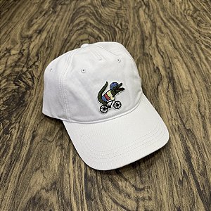 Boné Lacoste x Netflix Sex Education Branco