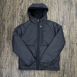 Jaqueta Nike Puffer Therma-Fit Preta