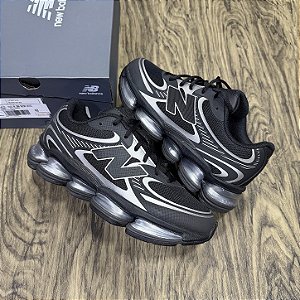 Tênis New Balance 2000 Preto com Prata