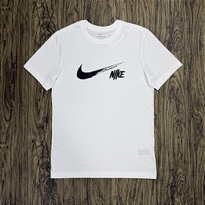 Camiseta Nike Dri-Fit Swoosh Heritage Branca