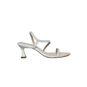 Jennifer II off white