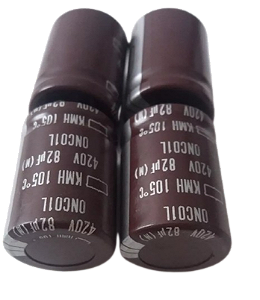 CAPACITOR ELETROLITÍCO 105° 82UF X 420V