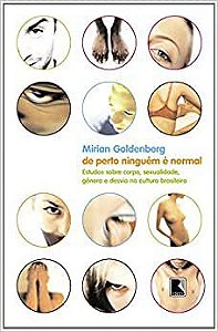 De Perto Ninguém É Normal