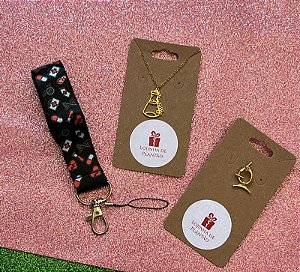 Kit Presente Ciência Microscópio Colar Broche e Cordão de Crachá