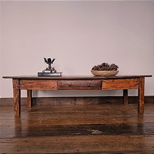 Mesa de Centro em Madeira com Gaveta, Séc. XX - 64x174cm (L x C)