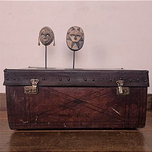 Mala de Viagem em Couro com Ferragem, MG, XX - 71x46cm (L x P)