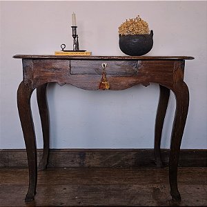 Mesa de Apoio com Gaveta em Madeira Maciça, MG - 50x91cm (L x C)
