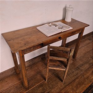 Mesa de Escritório Antiga com Gaveta, Séc. XX, MG - 44x133cm (L x C)