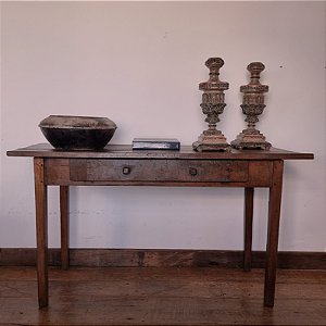 Mesa de Apoio Rústica Mineira c/ Gaveta, Séc. XIX - 60x164cm (L x C)