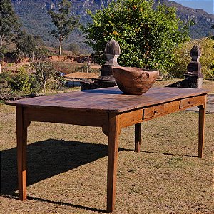 Mesa Rústica de Madeira, 2 Gavetas, Séc. XX - 95x279cm (L x C)