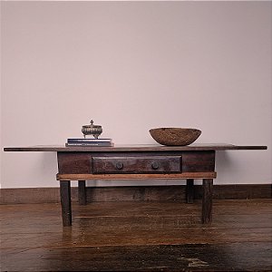Mesa de Centro c/ Gaveta, Início do Séc. XX - 71x151cm (L x C)
