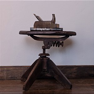 Banqueta de Sapateiro em Madeira e Ferro, Anos 50 - 48x30cm (L x P)