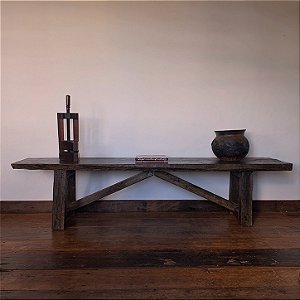 Bancada de Antiga Produção de Rapadura - 257x49cm (L x C)