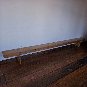Banco de Madeira com Pés Curvados - 390x23x43cm