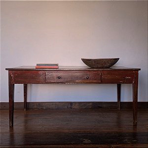 Mesa de Apoio Antiga com Pátina Vermelha, Final Séc. XIX - 180x81x79cm