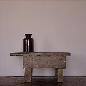 Banquinho Antigo de Casa de Produção de Farinha, Séc. XX - 55x29x28cm