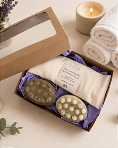 Kit Ritual Serenidade ( Sabonete massageador de Camomila e de Erva doce + Bolsinha de ervas para os olhos