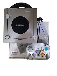 NINTENDO GAMECUBE PRATA