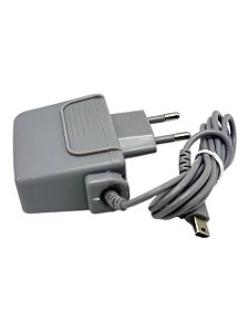 CARREGADOR COMPATÍVEL COM NINTENDO DS