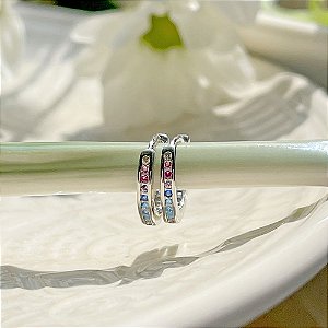 Brinco argola pequena em prata 925 com zircônias coloridas