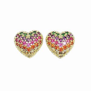 Brinco coração cravejado de zircônias coloridas em banho de ouro 18k