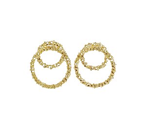 Brinco em banho de ouro 18k dois elos