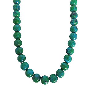 Colar de pedras naturais crisocola mesclada azul e verde com detalhes em banho de ouro 18k