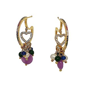 Brinco argola em banho de ouro 18k cravejada de zircônias coloridas com coração vazado, jade roxa e pérola cultivada