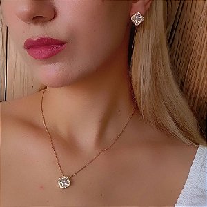 Conjunto em banho de ouro 18k colar e brincos com trevo cravejados de zircônias