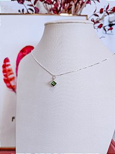 Colar Quadrado Esmeralda 45 cm