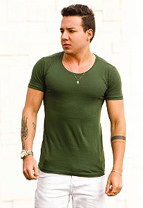 Camiseta Gola Canoa Verde Militar