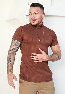 Camiseta Gola Alta Canelada Marrom Chocolate