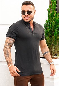 Camiseta Gola Padre Texturizada Preta