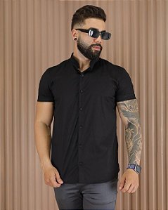 Camisa Preta Gola Padre - Manga Curta