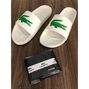 CHINELO SLIDE LACOSTE KIT MAIS CARTEIRA SLIM MATERIAL COURO SINTÉTICA LANCAMENTO