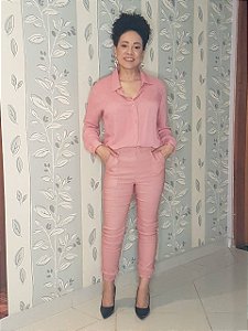 Camisa em viscolinho manga longa, com martingale