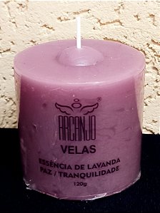 Vela aromática com essência de lavanda