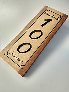 Número Residencial Personalizado em Madeira - 50 x 20 cm - Vertical