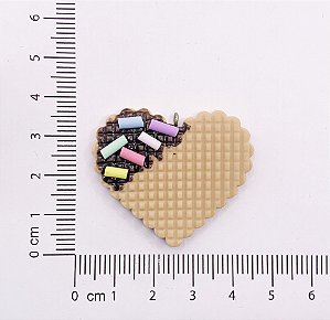 BISCUIT CORAÇÃO WAFFLE