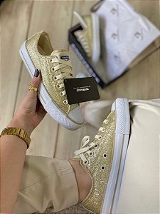 Tênis All Star Dourado