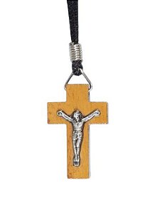 Cordão Cruz Marfim Imbuia Pequena com Cristo