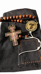 Terço Votos Franciscanos em Madeira de 8mm com Bolsa