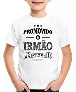 Camiseta infantil promovido a irmão mais velho estrelas