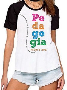 Camiseta feminina pedagogia raízes e asas camisa