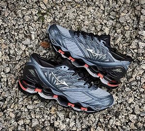 Mizuno Wave Prophecy 8