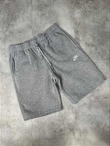 Shorts Nike Cinza Sportswear Club Masculino