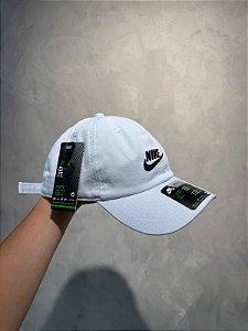 BONÉ NIKE SPORTWEAR BRANCO