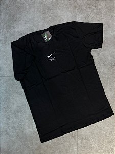 CAMISA NIKE SWOOSH PRETA