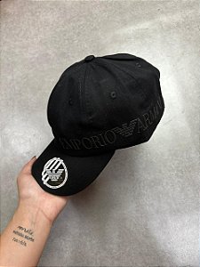 Bone Emporio Armani Logotipo Preto