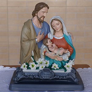Busto Sagrada Família - Acabamento Premium - Cores Suaves - 28 cm